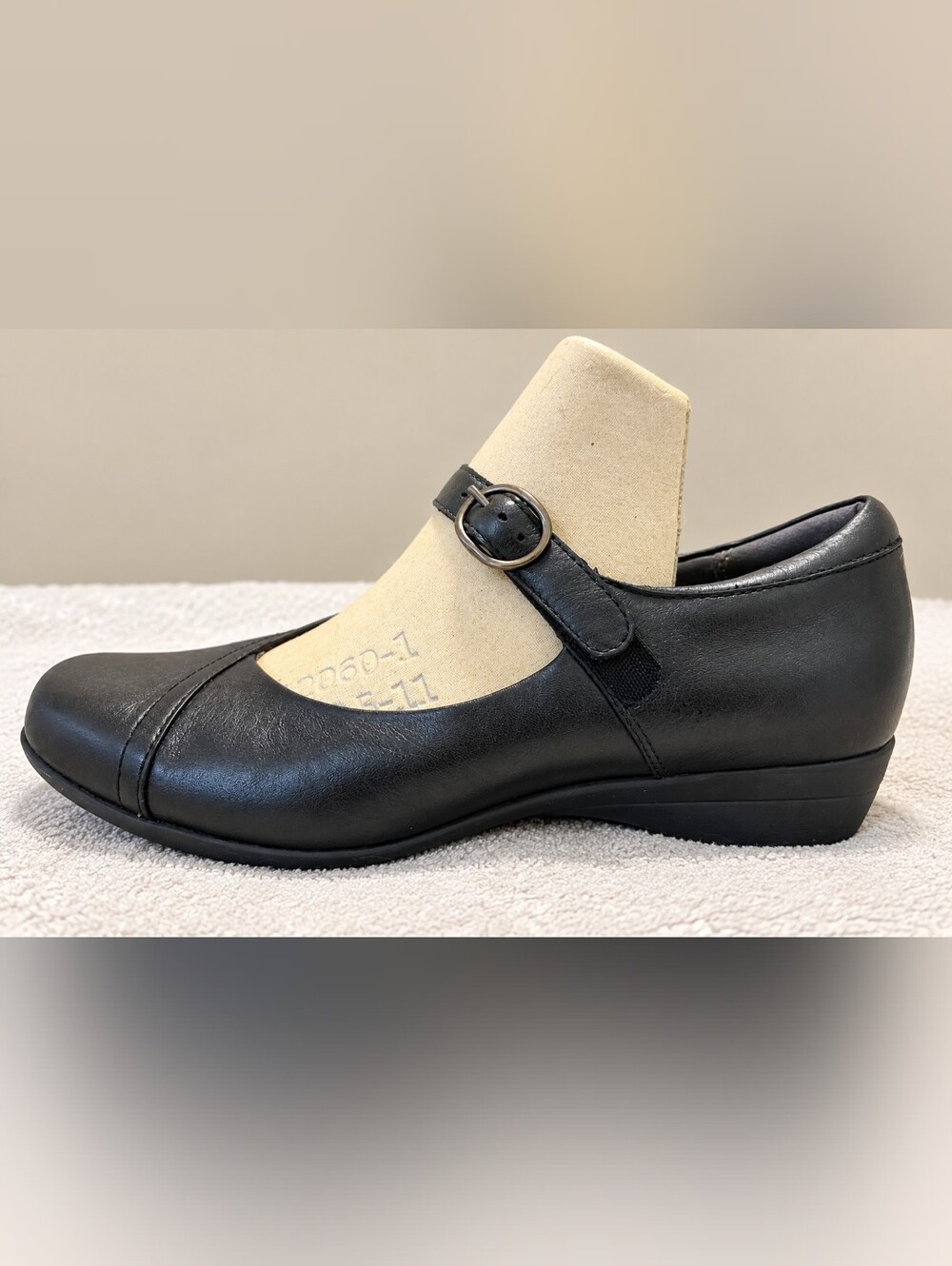 Dansko Fawna Black Leather Mary Jane Shoes Hook Loop Strap 40